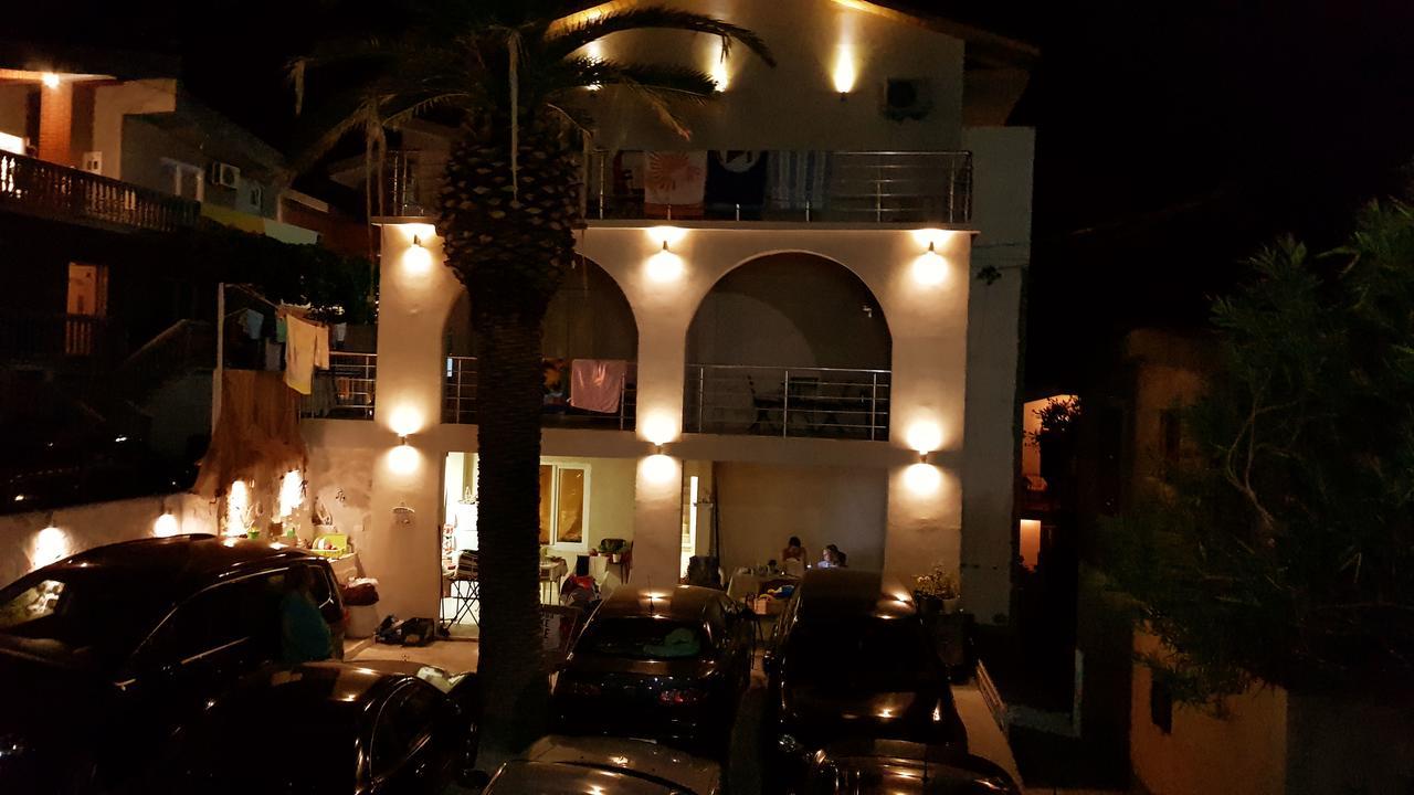 In Villa Guesthouse Sutomore Bagian luar foto